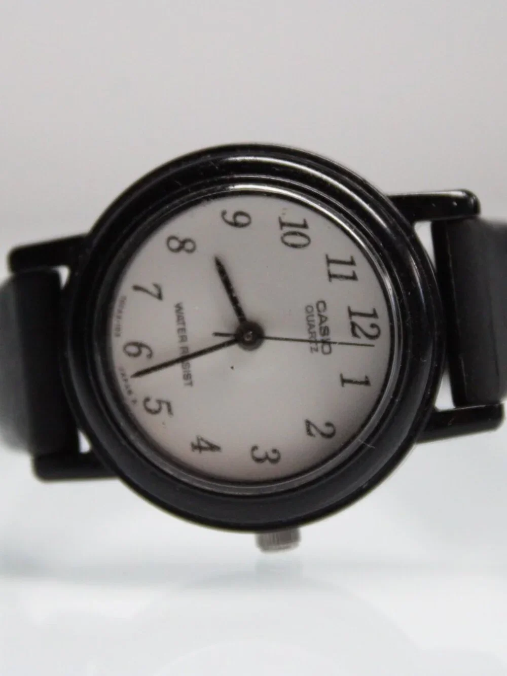 Casio Quartz Analog Watch 701A2-103 White Dial Black Band Water Resist Japan